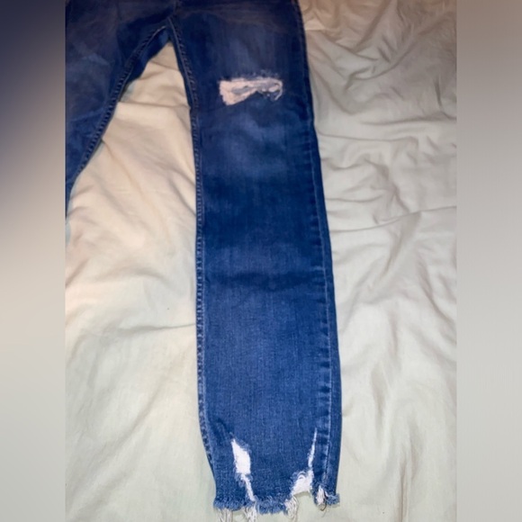 Free People - Shark Bite Raw-Hem Ripped Crop Skinny Jeans in Blue - Picture 13 of 15